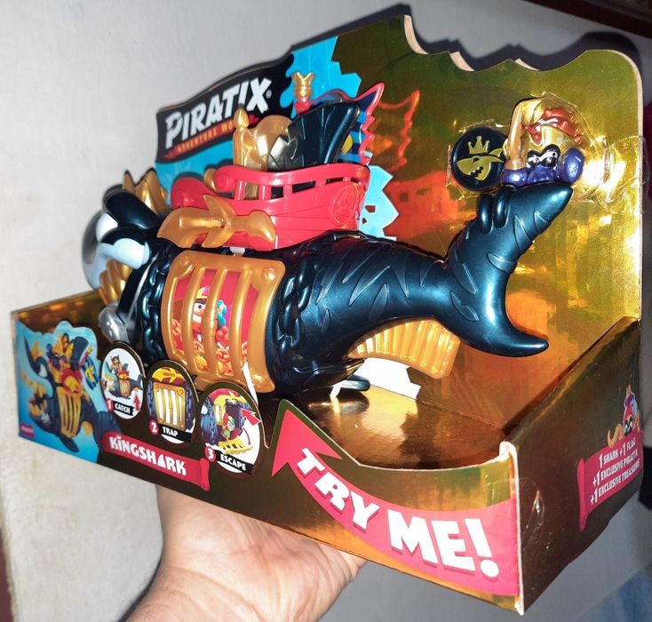 Piratix Zestaw King Shark Golden Teeth Złoty Rekin z Klatką