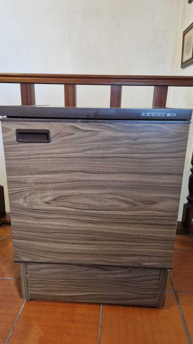 Mini Frigorifico da marca Jocel