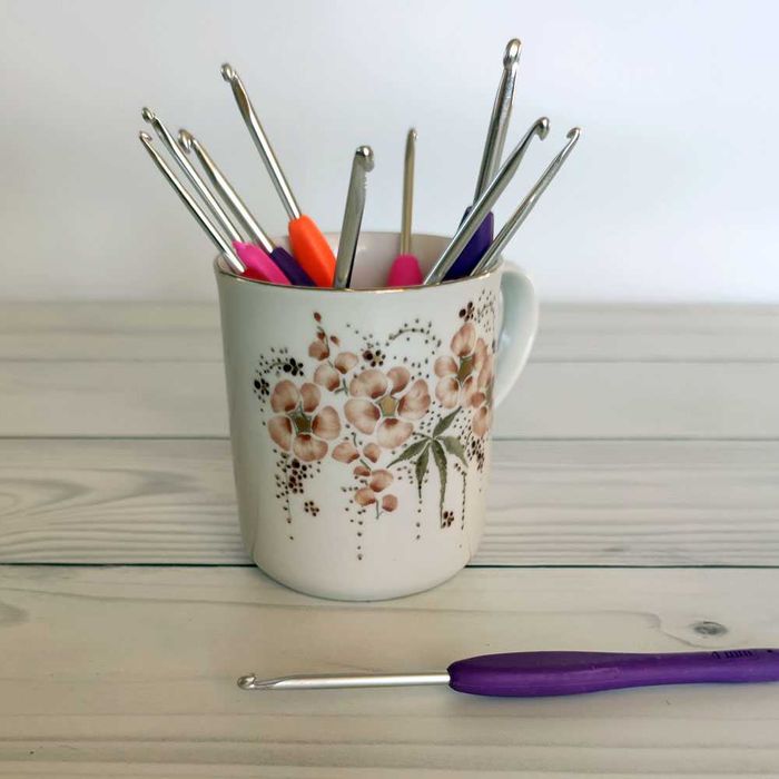 ergonomiczne szydełko firmy Yarnart - rozmiar 4