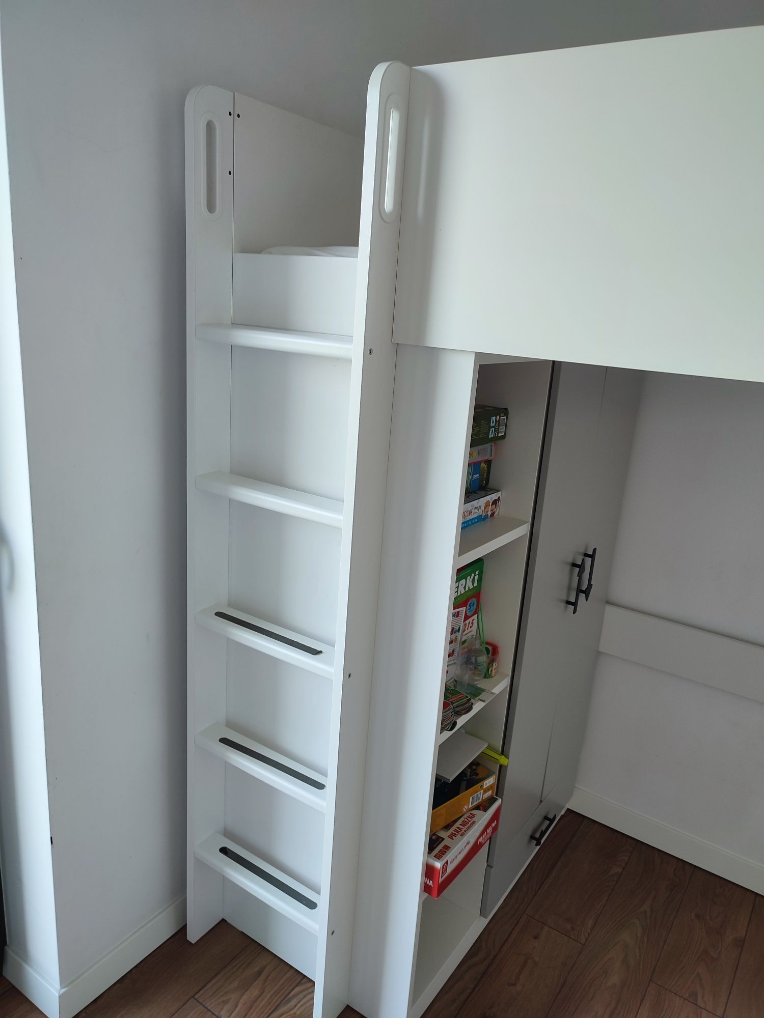 Łóżko na andresoli piętrowe Ikea Smastad z biurkiem