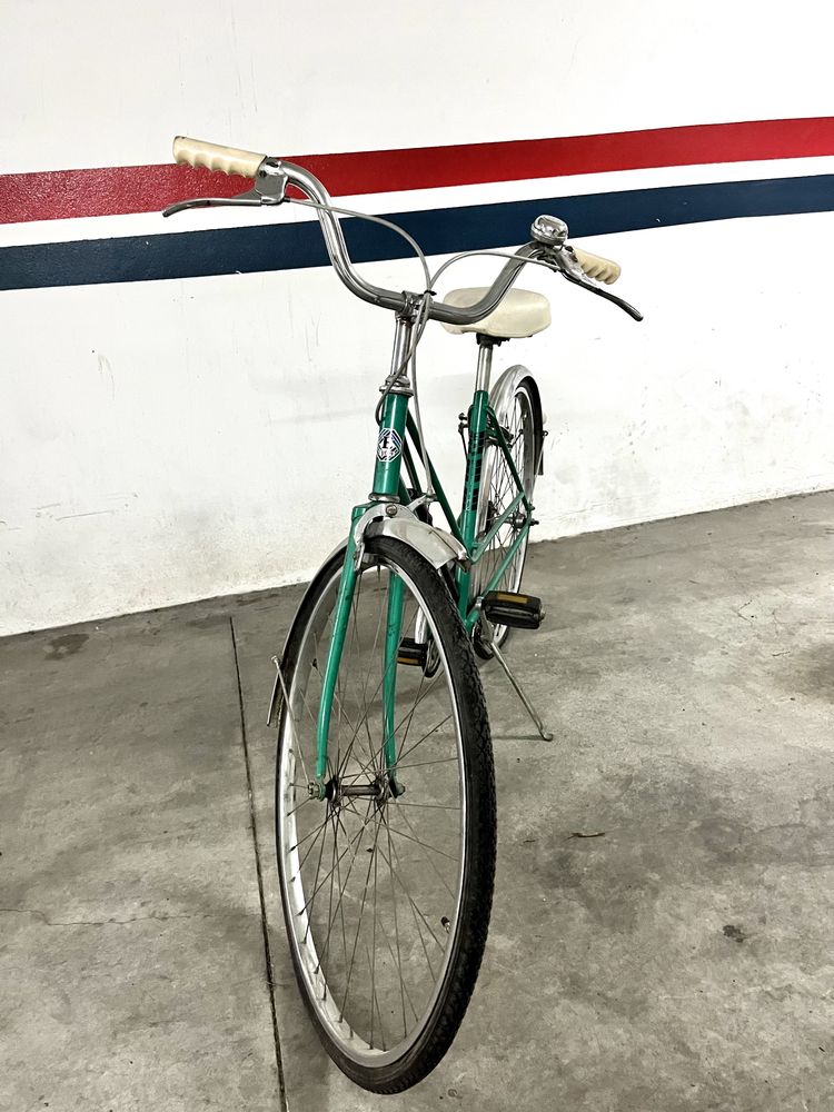 Bicicleta Esmaltina clássica