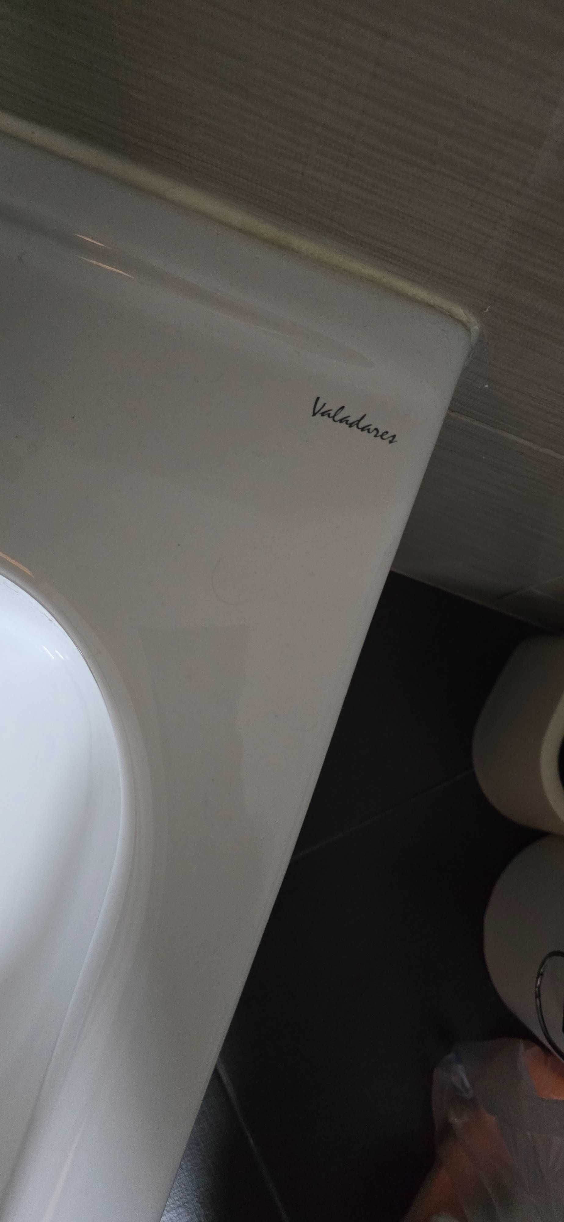 Vendo bidé como novo.