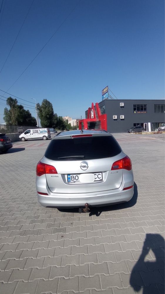 Opel Astra J 2011. (Універсал, дизель, 1,3)