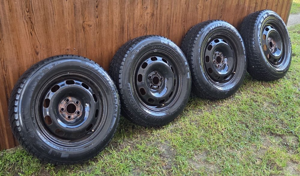 Koła zimowe z felgami 4 szt.