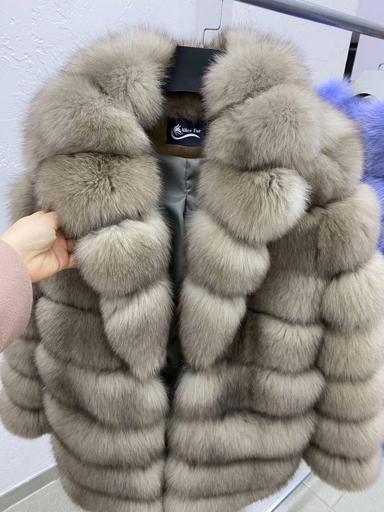 Шуба з хутра песець