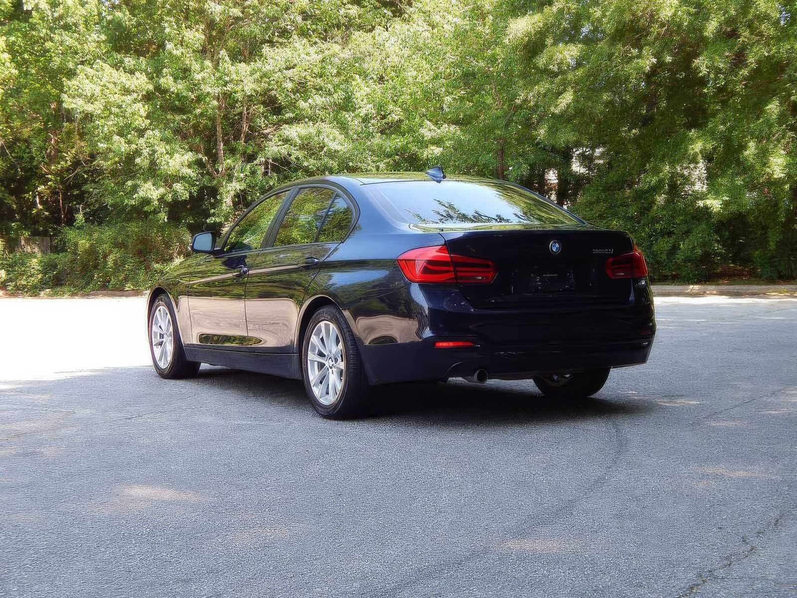 2017 BMW 3 Series 320i