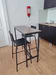 Mesa alta Cozinha, bar, com dois Bancos com encosto