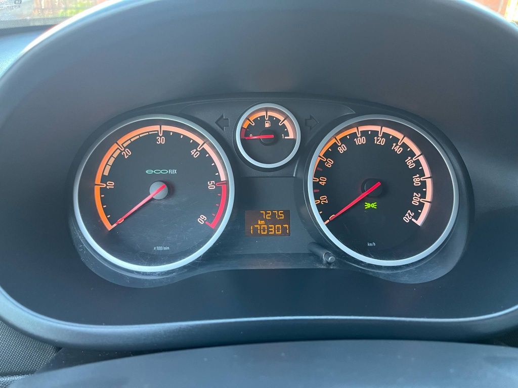 Opel Corsa D 1.3 CDTI  2008 rok