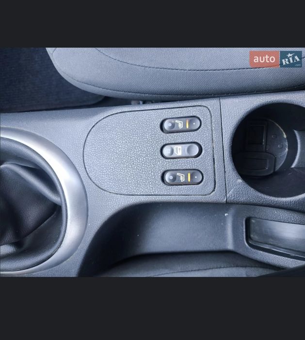 Продам  Черный паркетник  Nissan Qashqai !!!