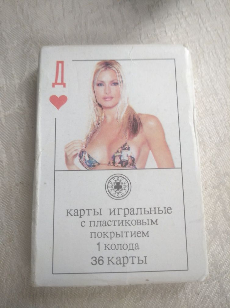 Карты игральные пластиковые
