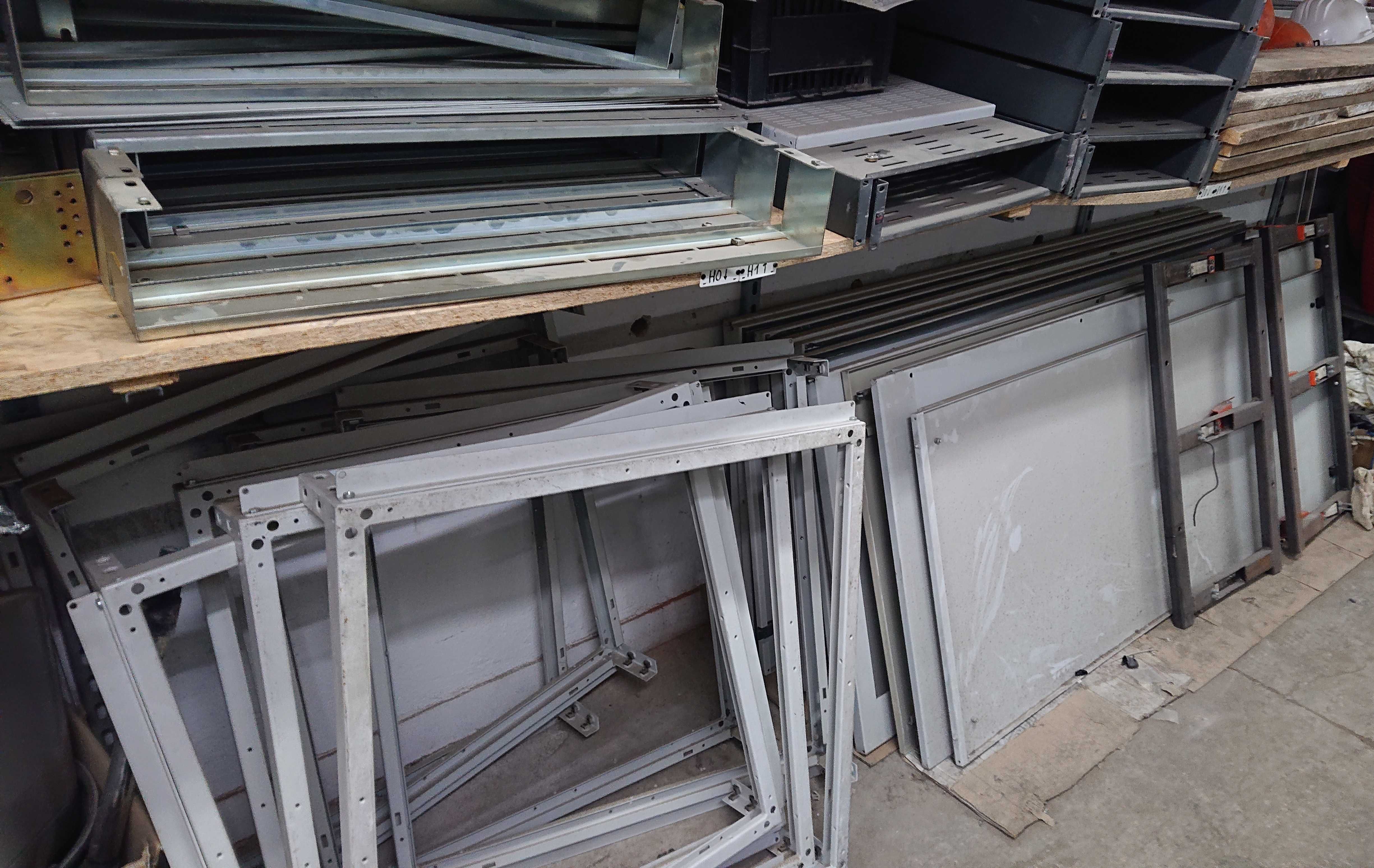Szafy serwerowe RACK
