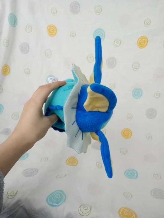 pokémon peluche vaporeon