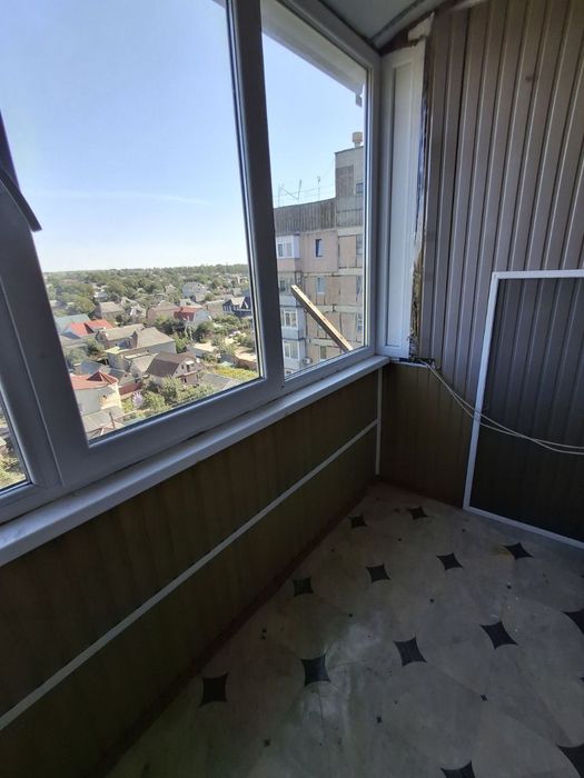 Продається, трикімнатна квартира, Кущівка.