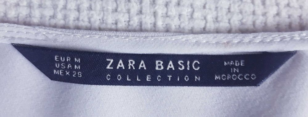 Blusa da Zara às flores