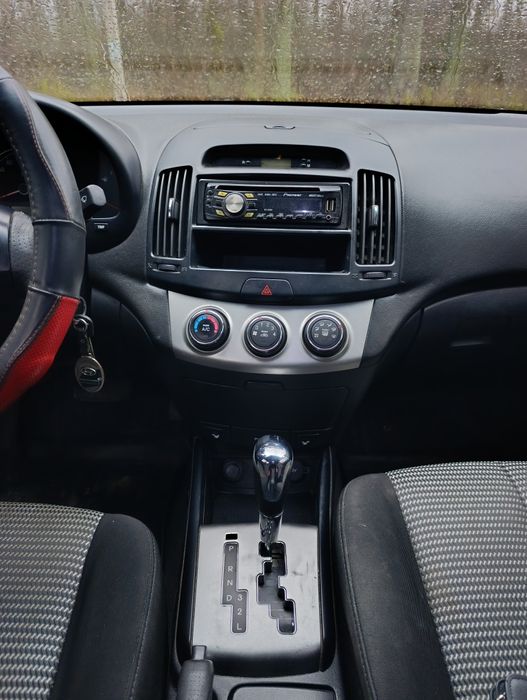 Елантра 2011 автомат газ кондиціонер