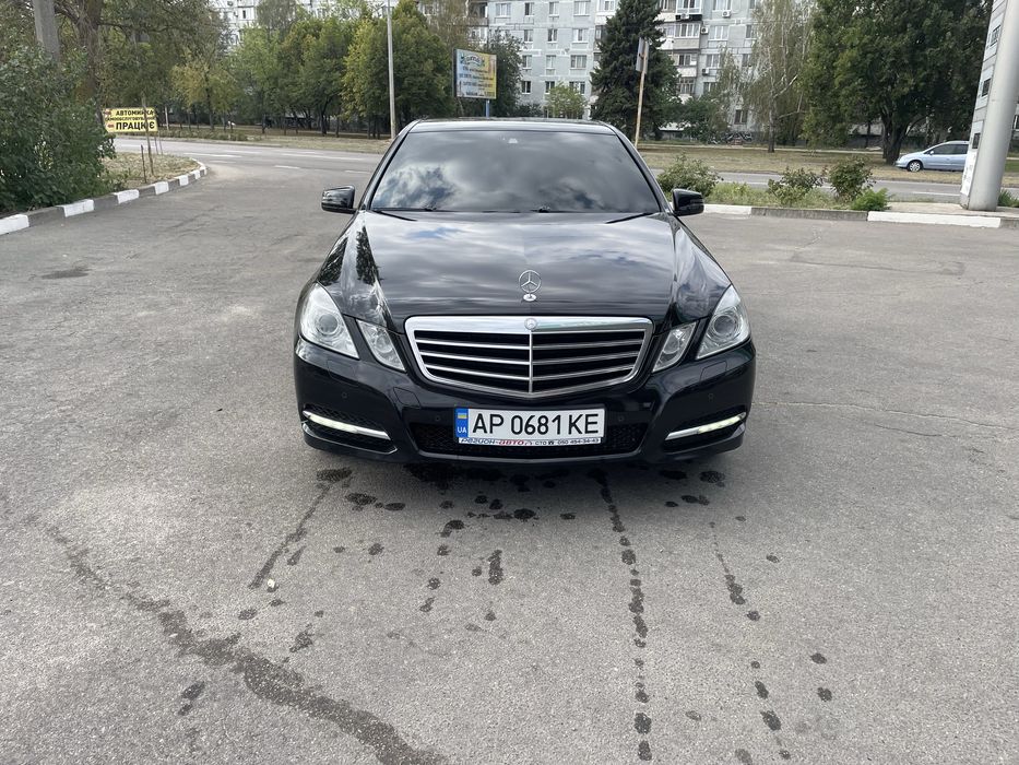 Продам Mersedes-Benz E212 avangard