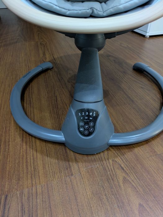 Cadeira Maxi cosi cassia elétrica com música e balanço