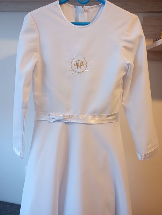 Dziewczęca alba sukienka komunijna 140 cm