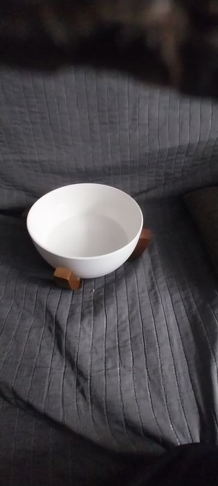 Salaterka misa Duka acecis