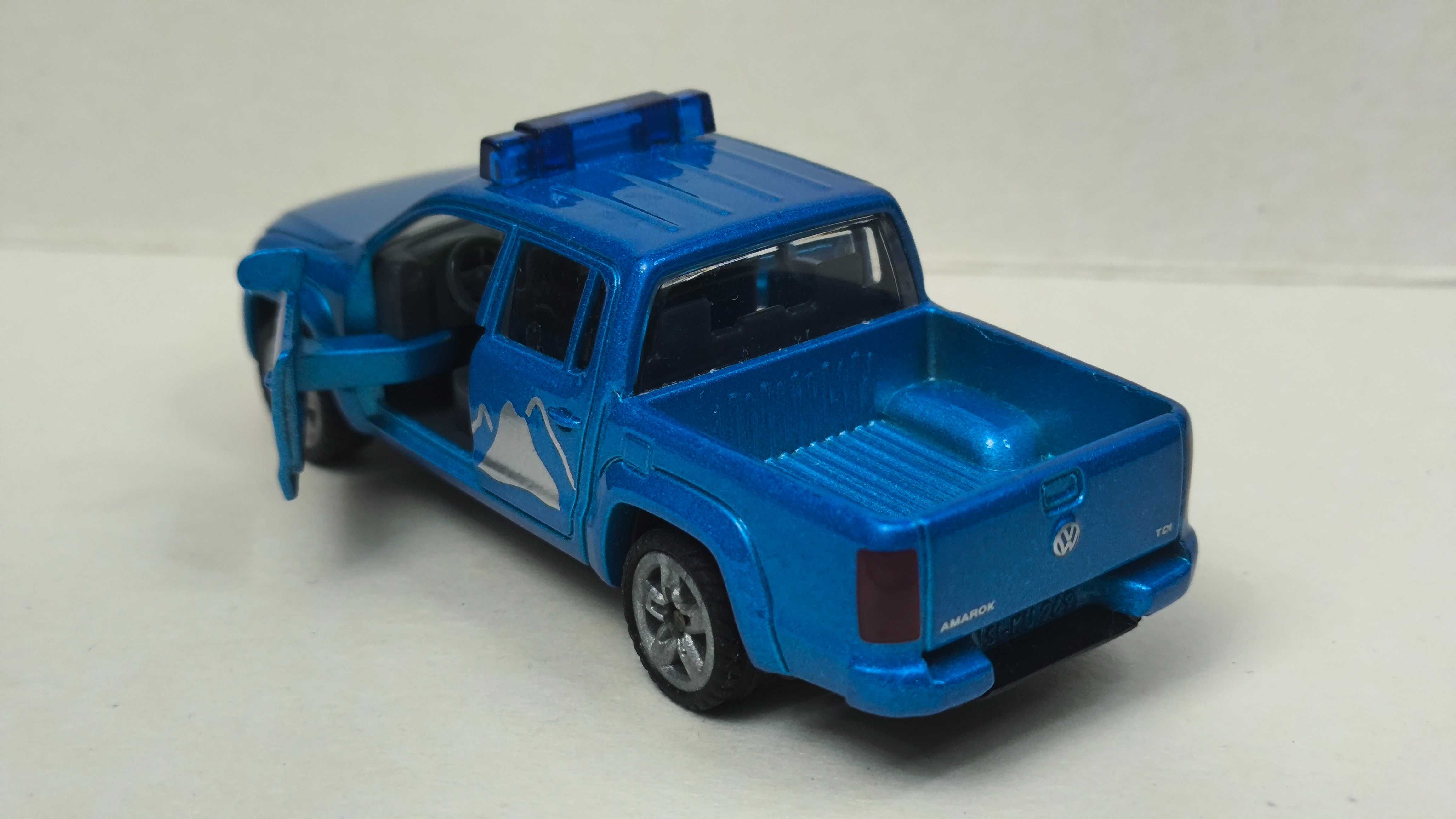 Машинка модель Volkswagen Amarok TDI 1968 Siku