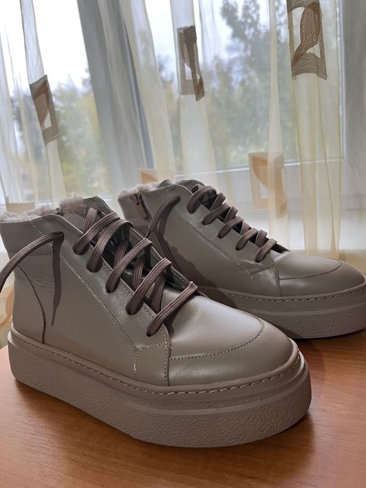 Зимові чоботи жіночі