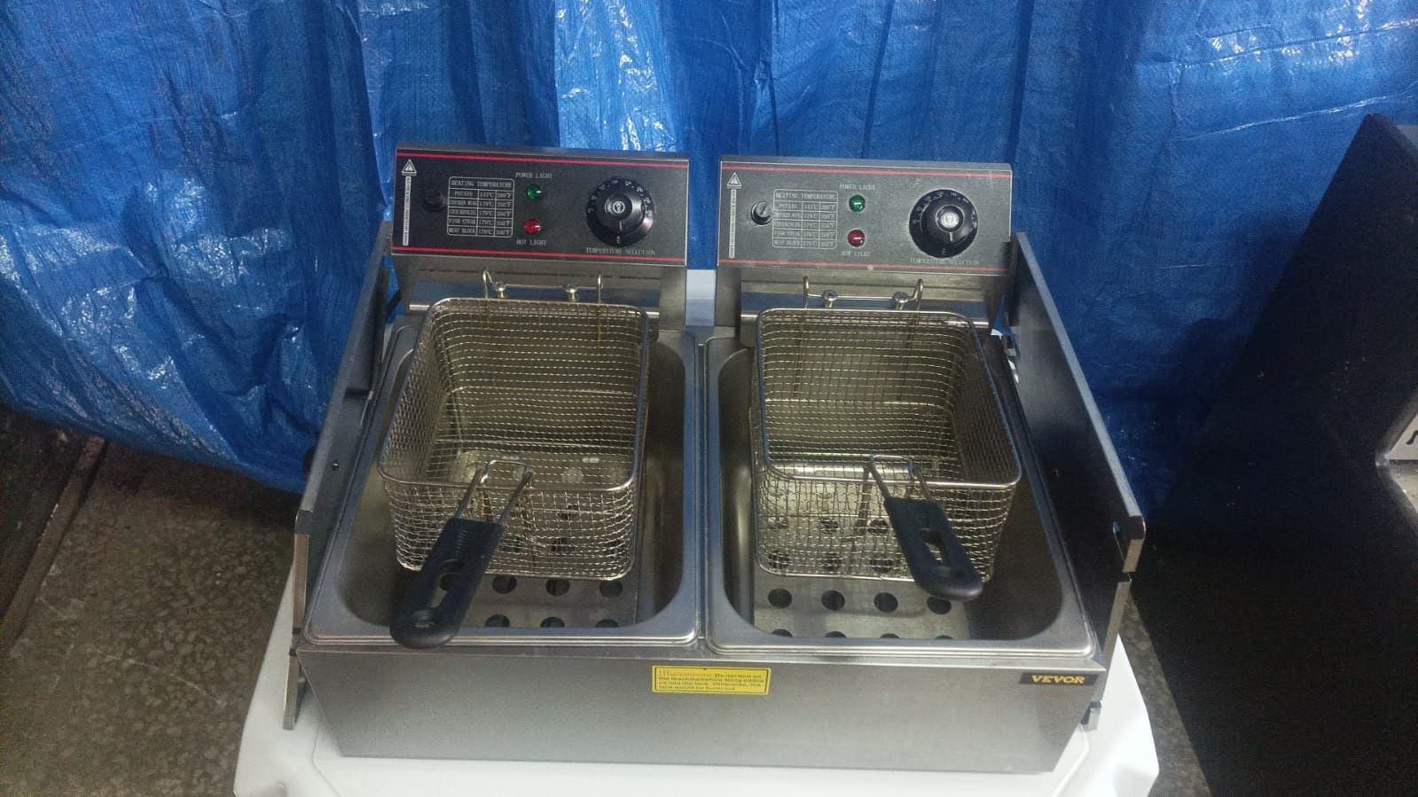 Fritadeira Dupla Eléctrica