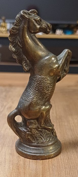 Figurka Konia Dęba z Brązu - Klasyczna i Kolekcjonerska