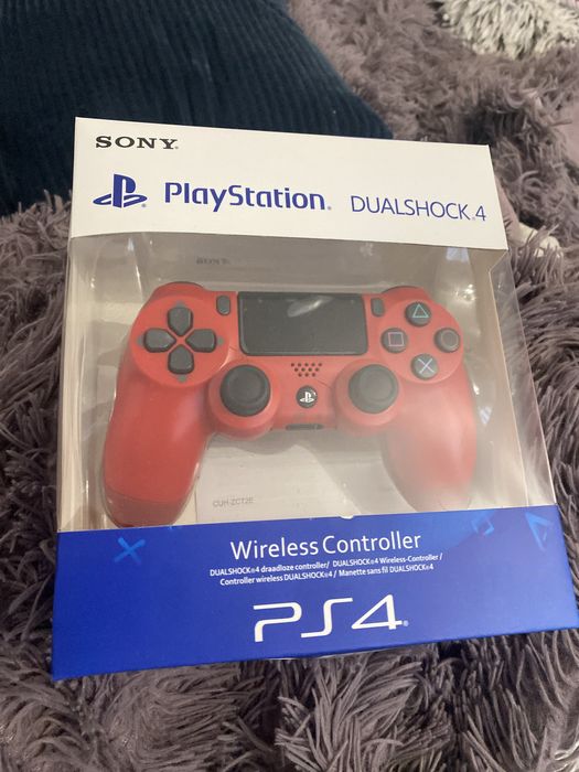 Pad ps4 nowy w pudelku