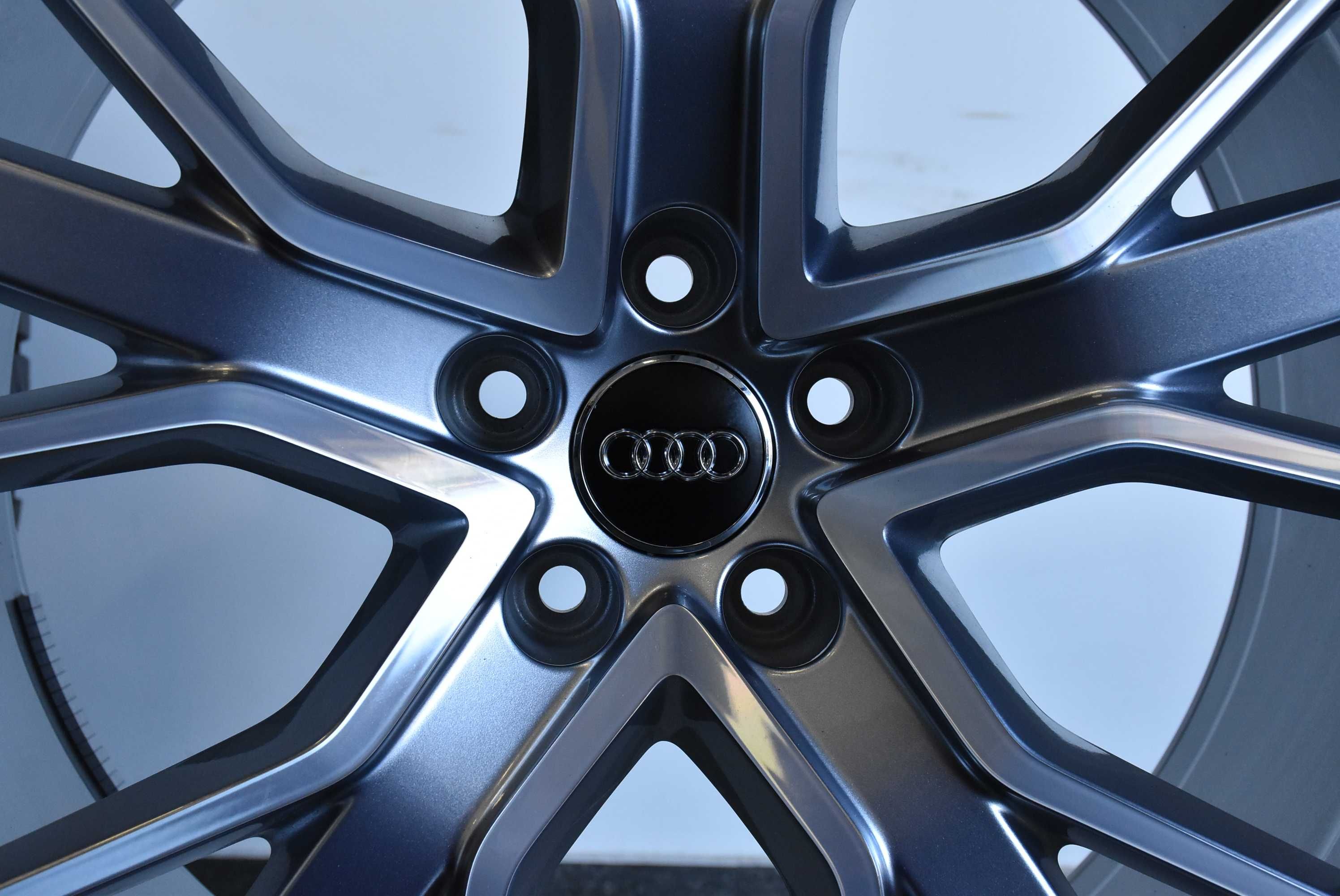 Koła Felgi Audi Audi OE Q8 E-TRON 9.5" x 21" 5x112 ET 36 LATO Goodyear