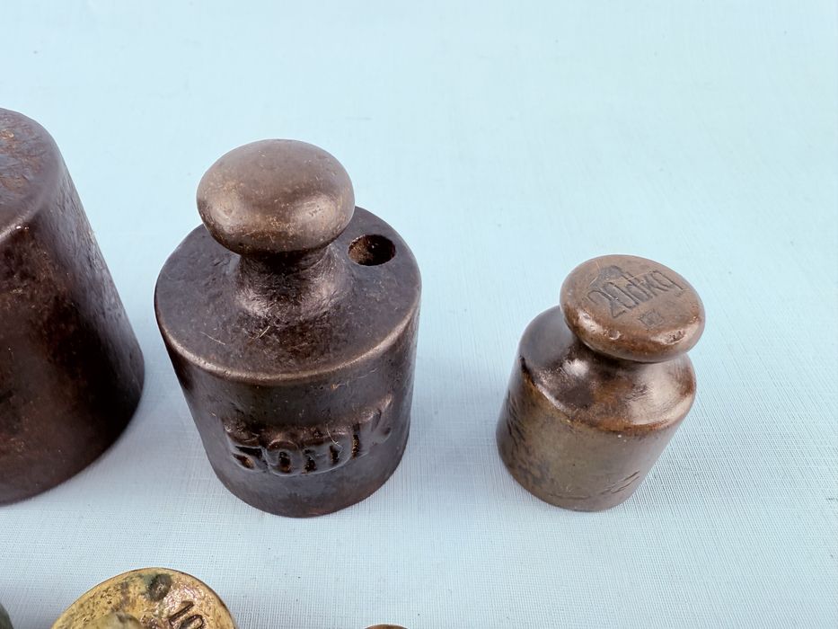 Zestaw ciężarków odważniki żeliwne mosiężne