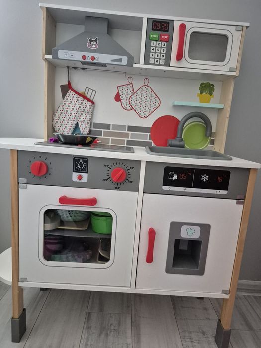 Stylowa Kuchnia Marzeń z Wyposażeniem  dla Małego Szefa Kuchni