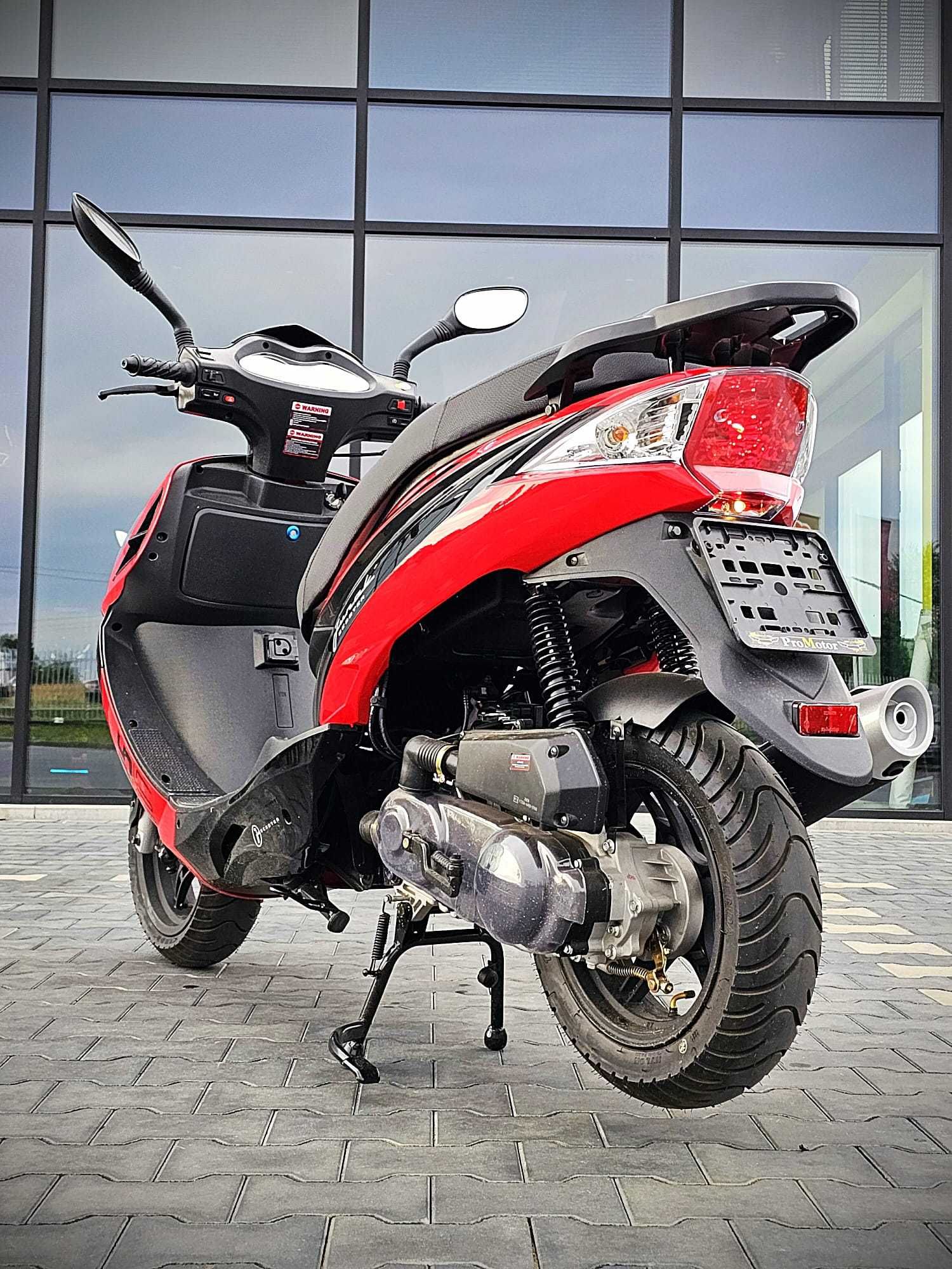 // skuter JUNAK RS 607 // 50CC // Najmocniejszy // DUŻY // ProMotor