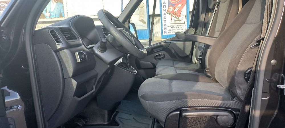 Продам  RENAULT  Master  2020р 120kw