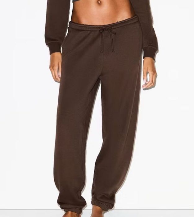 Костюм SKIMS dark sepia, XXS/XS/S/M