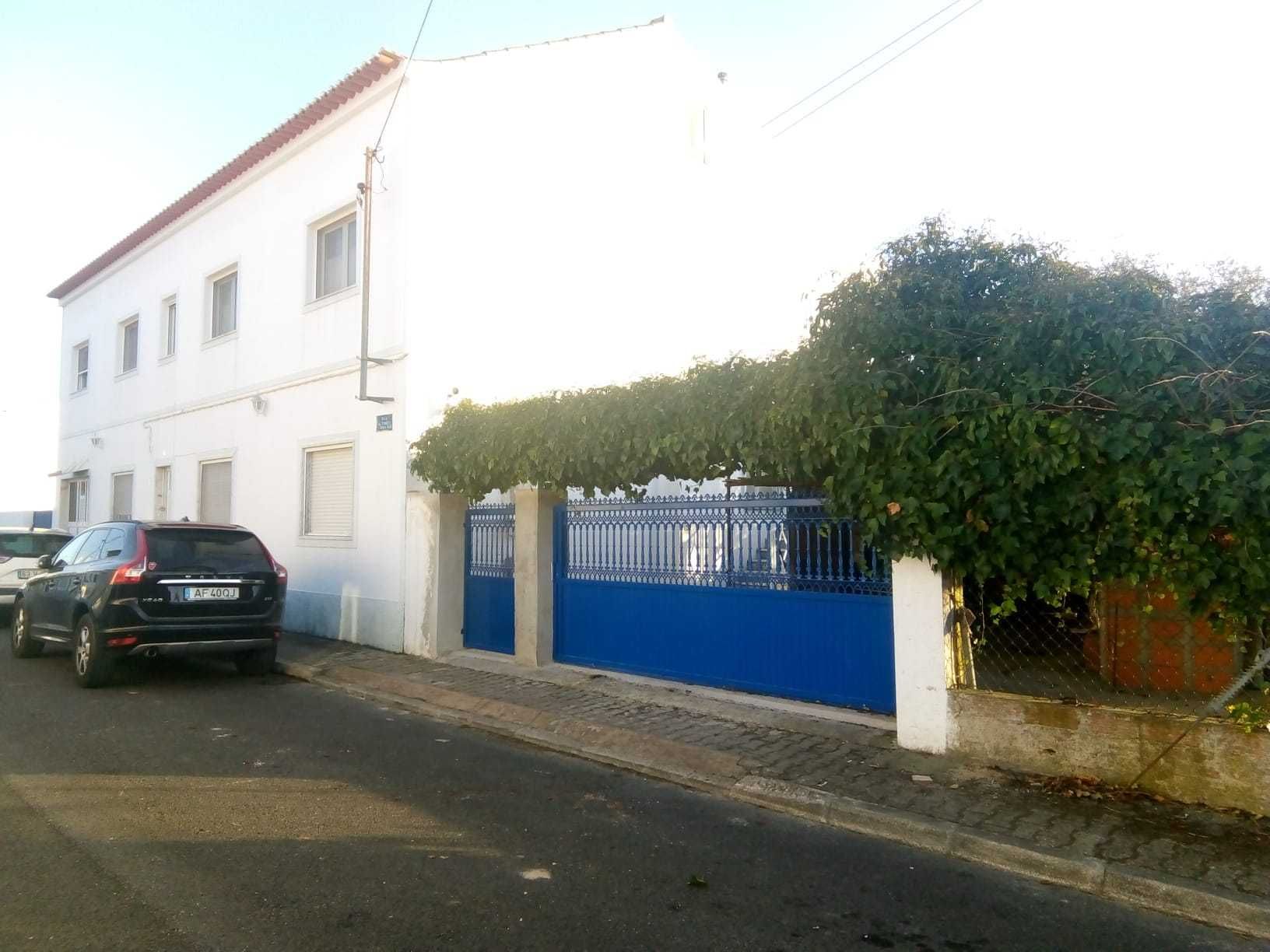 Prédio e propriedade em Grândola.