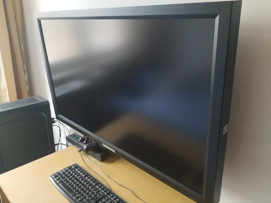 Monitor SAMSUNG 460 MX-2, 46 cali z uchwytem na ścianę
