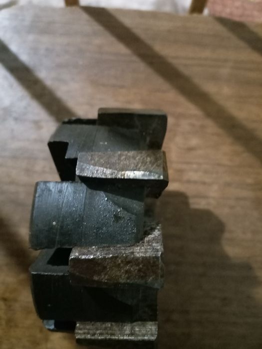 Продам Фрезу по дереву