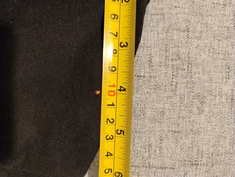 Czarna koszulka Bershka, Slim fit, 100% bawełna