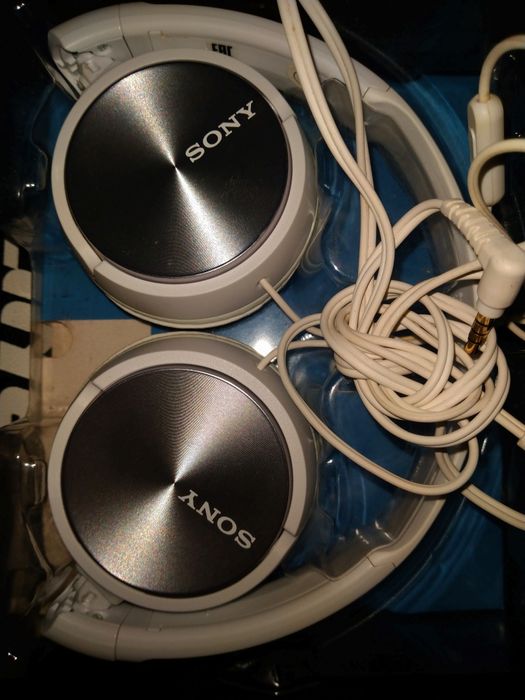 Sony MDR-ZX310AP White