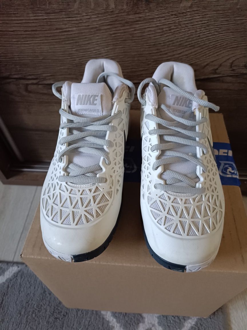 Białe buty nike zoom dragon r. 36,5