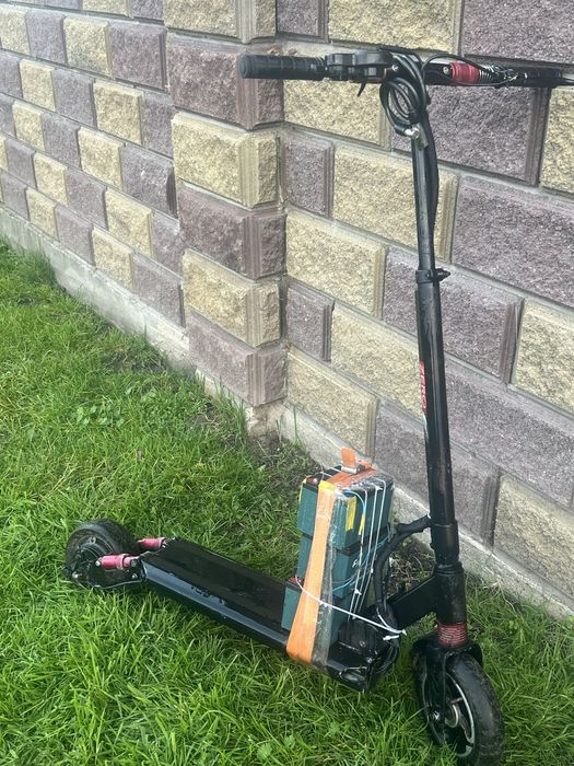 Продам Електросамокат