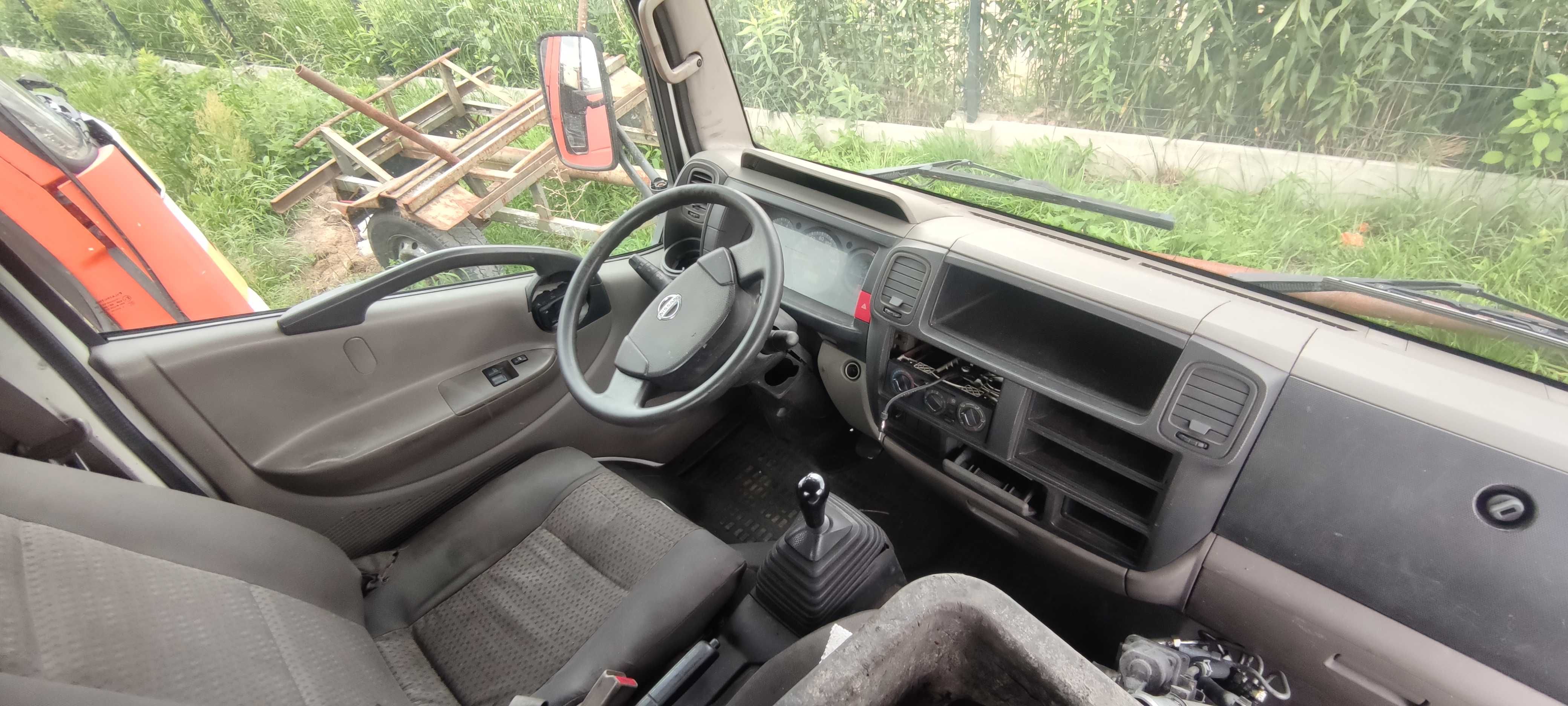 Nissan Cabstar Atleon Mascott 2.5 TD 07r Wszystkie Części Skrzynia HAK