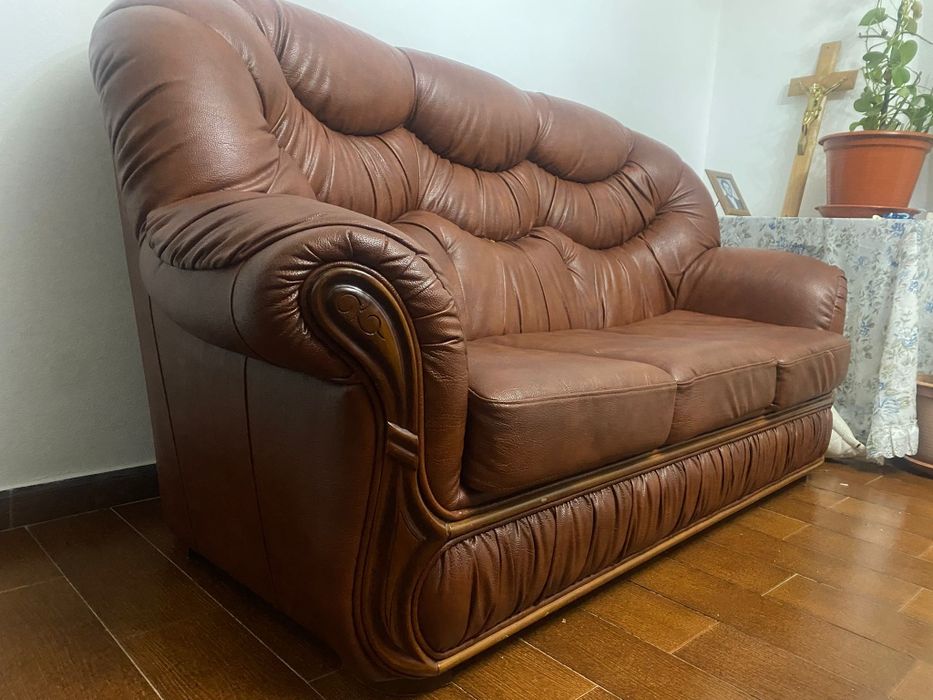 Sofá 3 lugares e cama