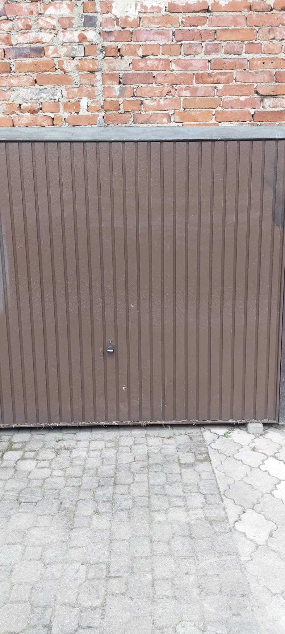 Sprzedam bramę garażową