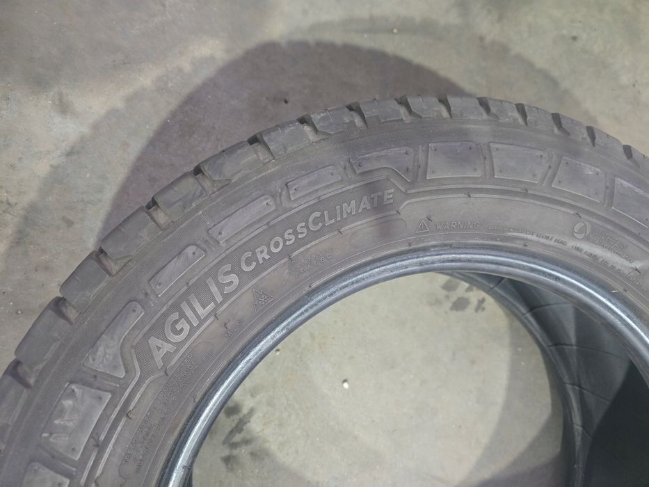 Michelin Agilis Crossclimate 215/65R16C 109/107T 6,5mm 4X 21R