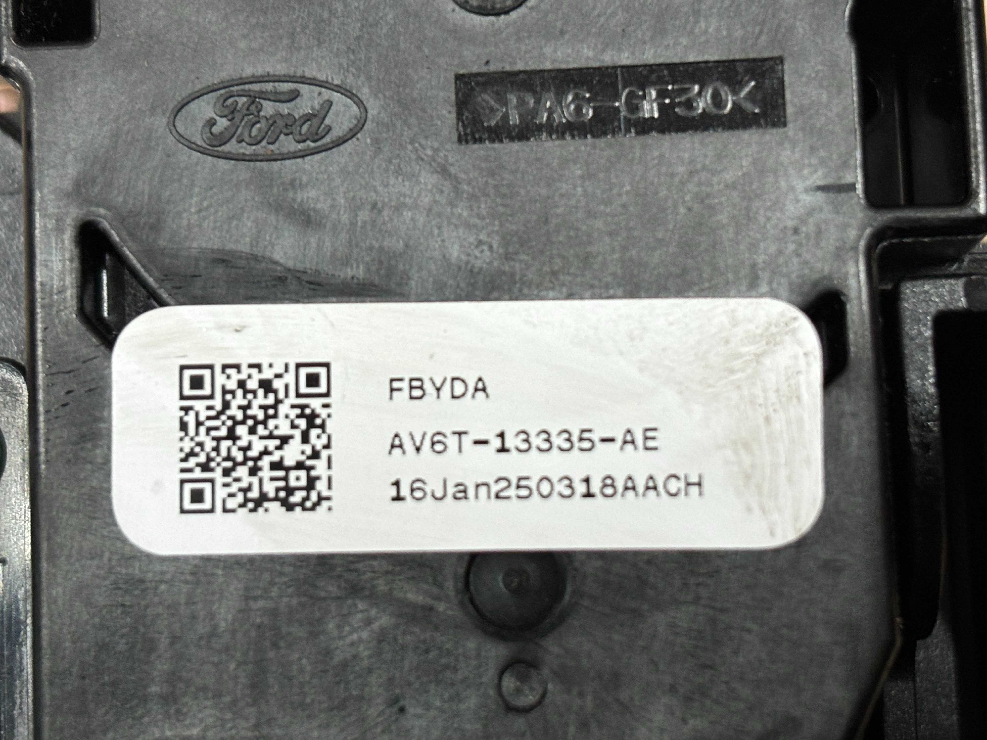 Przełącznik zespolony Ford Focus III lift