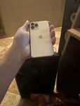 Iphone 11 Pro - 64 gb
