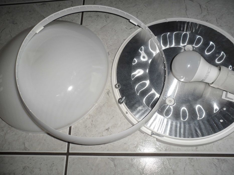 lampa plafon plafoniera sufitowa-ścienna mat. biała śr.  30 cm