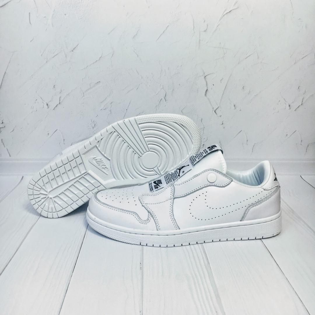 Кроссовки Nike Air Jordan 1 Low Slip White AV3918-100