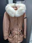 Parka zimowa z futrem.